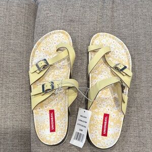 UNIONBAY Yellow Floral Sandals